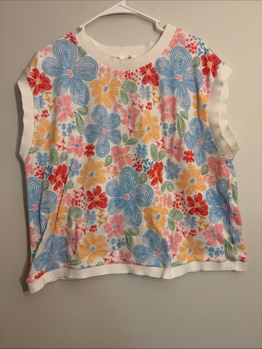 Sleeveless Floral Knit Top - Multicolor